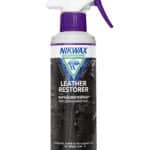 Eine 300ml Flasche Leather Restorer von Nikwax.